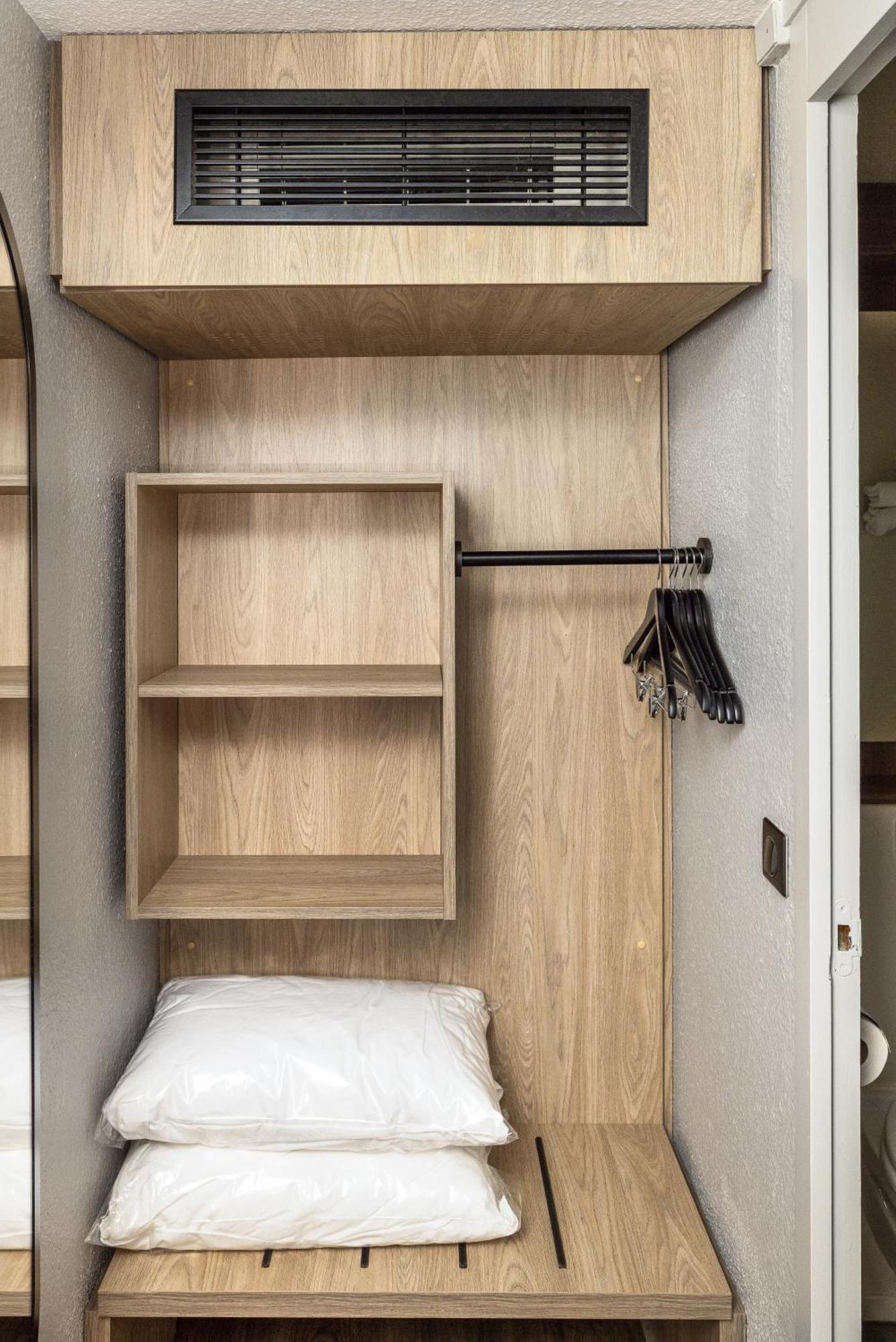 Campanile Besancon-Ouest Chateaufarine Ngoại thất bức ảnh